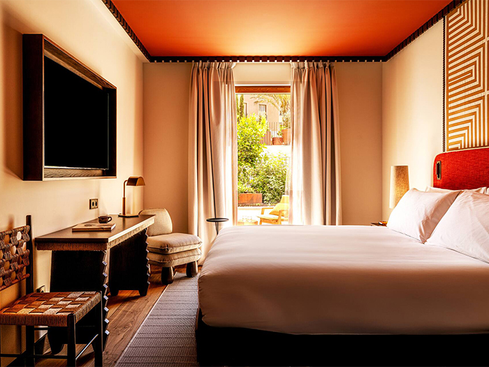 Hotel_0010_king-cuzco-room-with-terrace-corrected2
